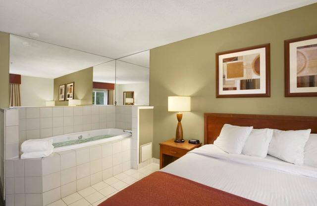 Baymont by Wyndham Evansville North/Haubstadt