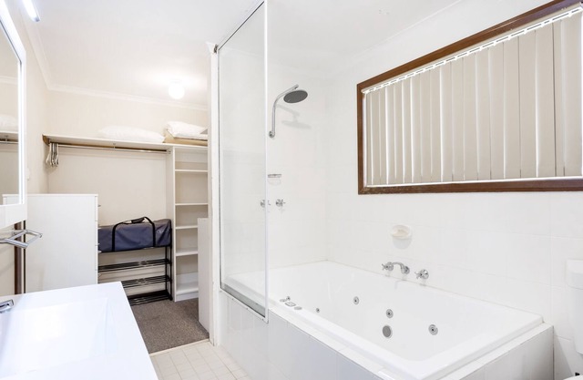 Bayside home, with ocean views cross the road to the beach