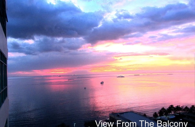 Baywatch Tower - Malate - Studio 37 m2 - Excellent view over Manila Bay