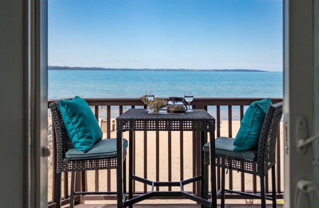 Beach Bliss 211 Balcony Water Views Beach Downtown