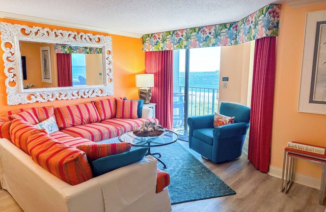 Beach Club I 3E! Fantastic OceanFront 3 Bedroom Condo! Book now today for best rates!