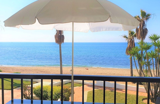 Beach Front house - Full Sea view - Dona Lola Beach Resort - Marbella - Mijas