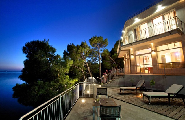 Beach Front Villa Oleander - Mediterranean Luxury with Spectacular Views