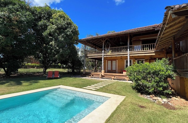 Beach house with pool at few steps to the beach