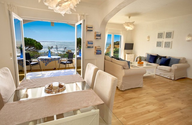 Beach House 4 - creative space for creative people