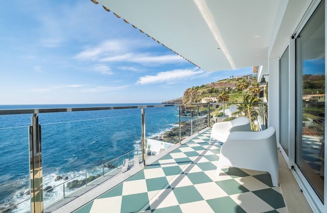 Beach House - By Wehost