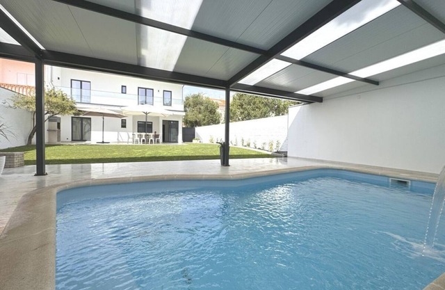 Beach House - Salt Pool, Heated and Covered