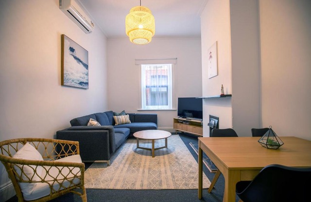 Beach & Pines Glenelg