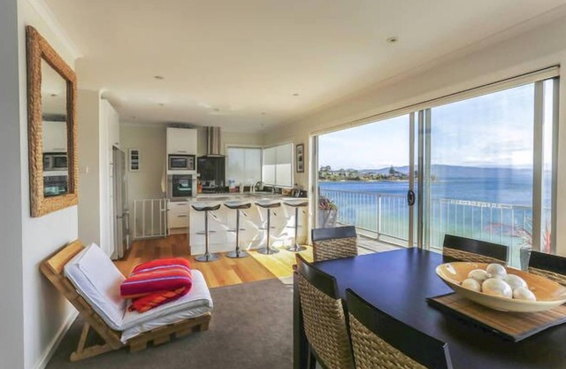 'beachbreak' Opossum Bay - Best on the beach! Adjacent to Arm-End golf course.