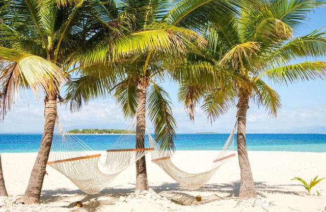 Beachcomber Island Resort