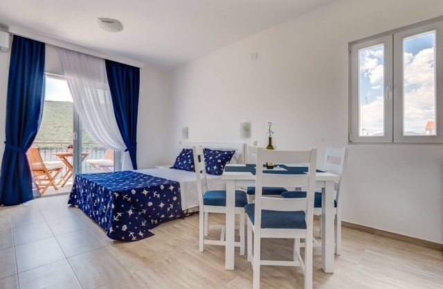 Beachfront 1 BR Apartment With Sea View