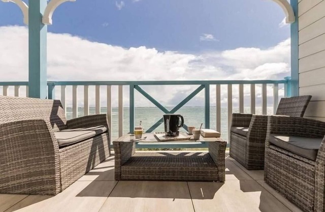 Beachfront apartments with WiFi and pet-friendly in Piriac-sur-Mer