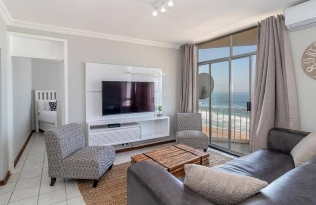Beachfront apartment with amazing sea views and direct beach access.
