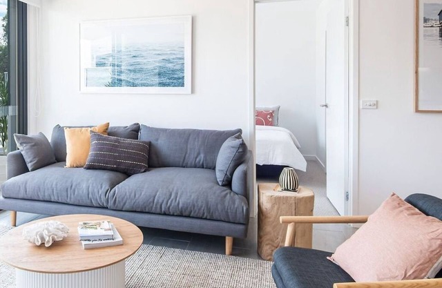 Beachfront Apartment with lots of Wow