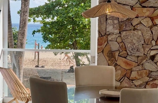Beachfront Gem @ Atlantic Ocean! Vibrant & Trendy