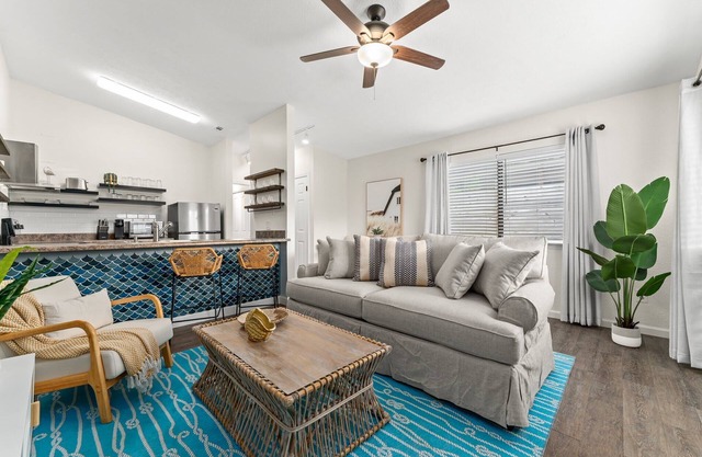 Beachside 1BR Oasis – Walk to Panama City Beach!