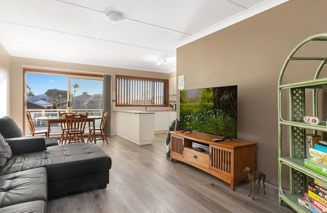 Beachside Nook @ Warilla - Next to Warilla Beach
