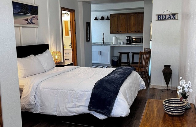 Bear Lake Private Suite-Sleeps 5-Historic Paris