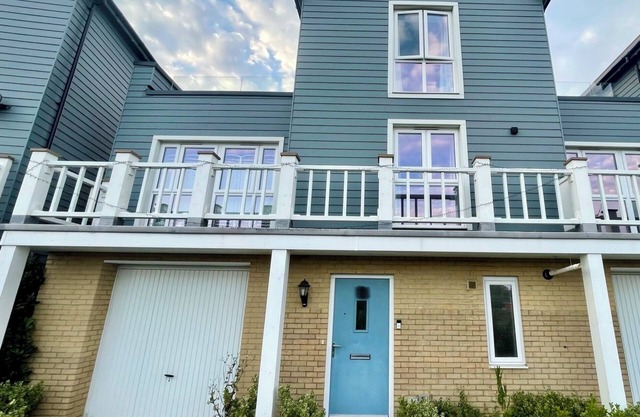 BEAULIEU PARK - SLEEPS 10 - CHELMSFORD