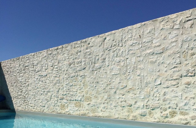 Beautifully, restored stone house with pool between Bordeaux and Bergerac