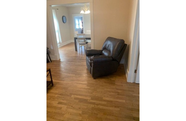 Beautiful 2 Bedroom 1 bathroom Condo