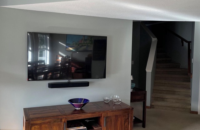 Beautiful 3 Bedroom Townhouse On Blueberry Hill, Whistler, BC