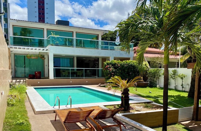 Beautiful 500m2 Beachfront House in Olinda with Swimming Pool and Air Conditioning in the Bedrooms