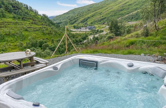 Beautiful and welcoming cottage in great location near the ski center Eikedalen.
