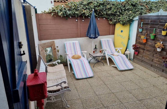 Beautiful apartment in terraced villa, not overlooked quiet Bormes