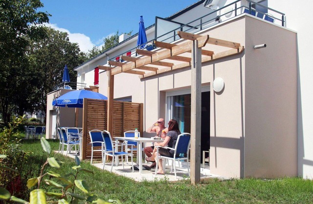 Beautiful apartment for 6 guests with pool, TV, terrace, pets allowed and parking