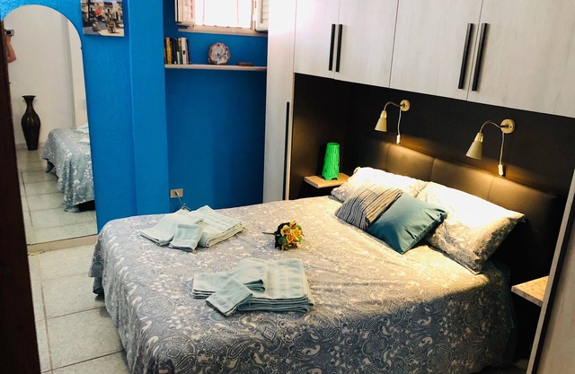 Beautiful apartment 150 m from the beach with private rooftop and sea view