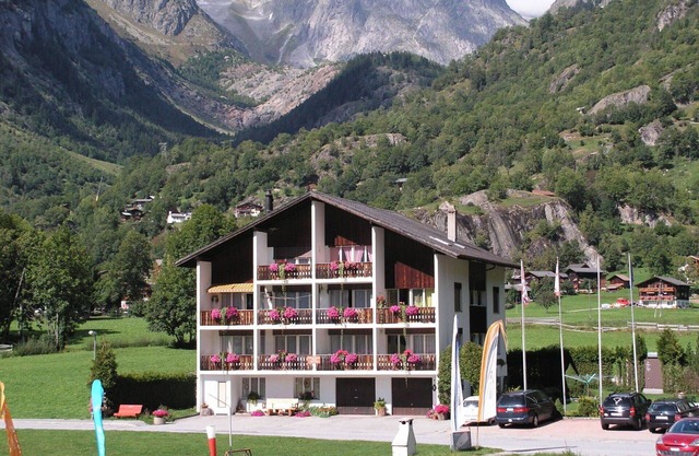 Beautiful apartment for 4 people with WIFI, TV, balcony and pets allowed
