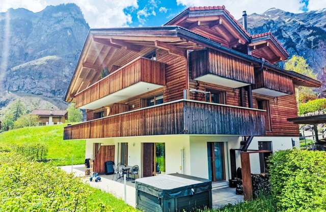 Beautiful apartment for 3 people with WIFI, hot tub, TV, terrace, panoramic view and parking