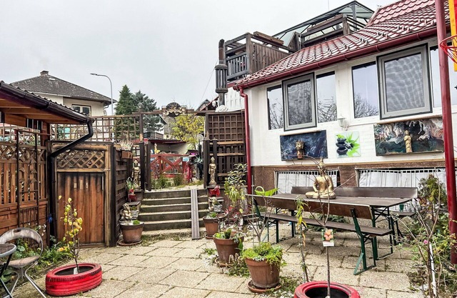 Beautiful apartment for 6 people with WIFI, TV, patio and pets allowed