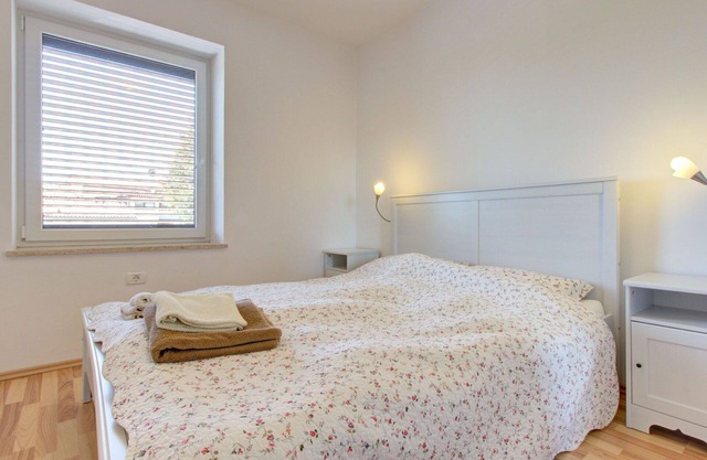 Beautiful apartment for 6 people with A/C, WIFI, pool, balcony, pets allowed and panoramic view