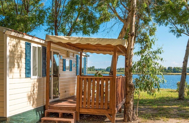 Beautiful apartment in villa for 4 people with pool, A/C, WIFI, TV, terrace and pets allowed