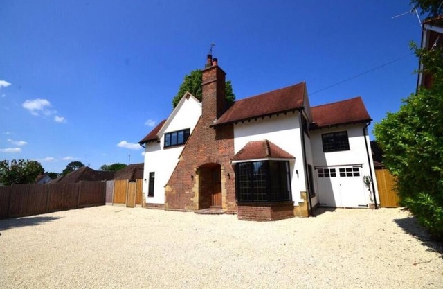 Beautiful arts and crafts home.