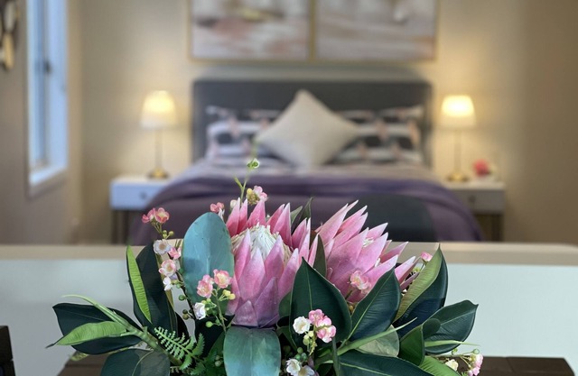 Beautiful big house in Sanctuary lakes resort