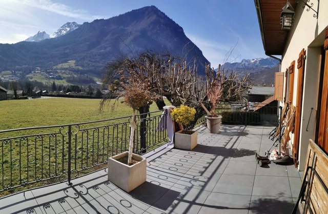 Beautiful building at the foot of the mountains, 15kms from Lake Annecy,
