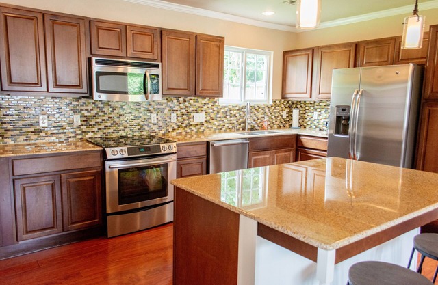 Beautiful Bungalow by Expo Center, TU & Route 66