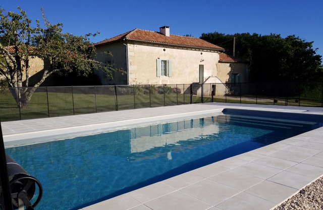 Beautiful country house with pool, magnificent views of the countryside,