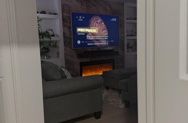 Beautiful, cozy and peaceful 2-bedroom and 1.5 bath home in Barrie
