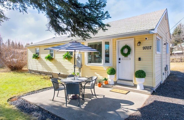 Beautiful Designer Cottage - 2 Min to Campus