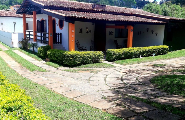 Beautiful farm with pool, barbecue and space for leisure!