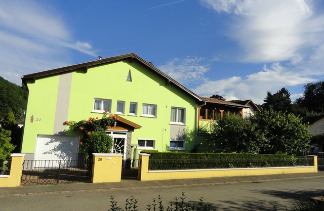 Beautiful 3-star gite for 4 people, can accommodate up to 6 people.