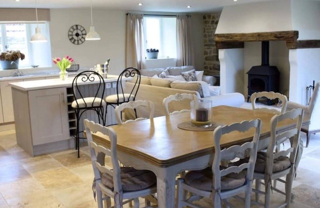 Beautiful converted stone barn in the peaceful Lot countrysiden