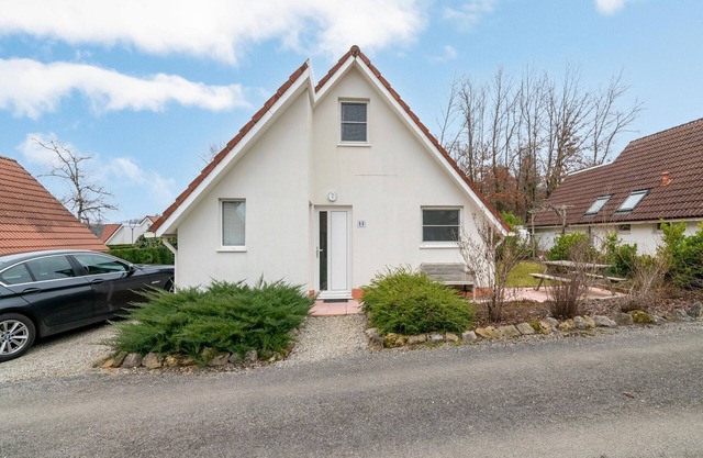 Beautiful holiday home with 2 pools