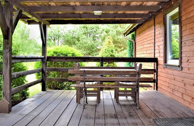 Beautiful home in Bozepole Krolewskie