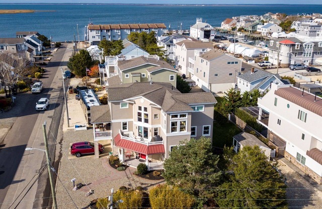 Beautiful home in LBI with built in pool , hot tub and fire pit.