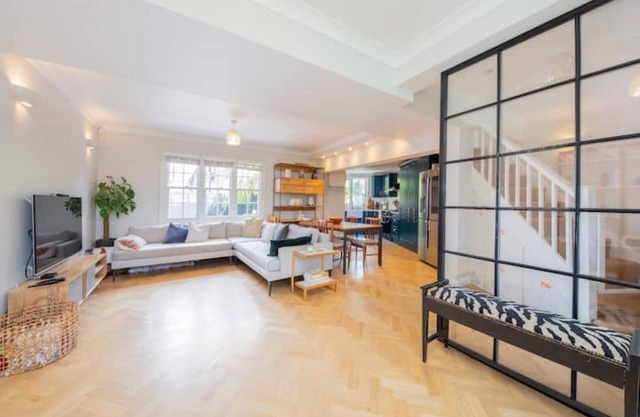 Beautiful High end Home close to city center